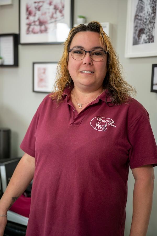 Team Portrait - Jennifer Breuer-Fahlbusch